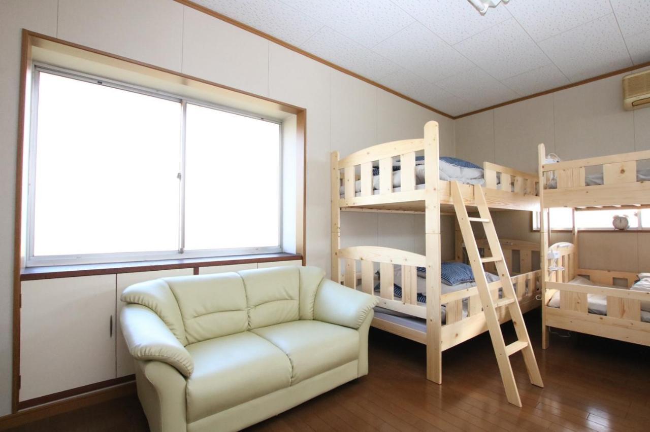 Guesthouse Omoya--全個室--囲炉裏のぬくもりと共にグループの絆を深める古民家宿でゆっくりとした時間を-6名部屋-6名部屋-8名部屋--最大20名-ペット同伴可は一室のみ- Мацуяма Экстерьер фото
