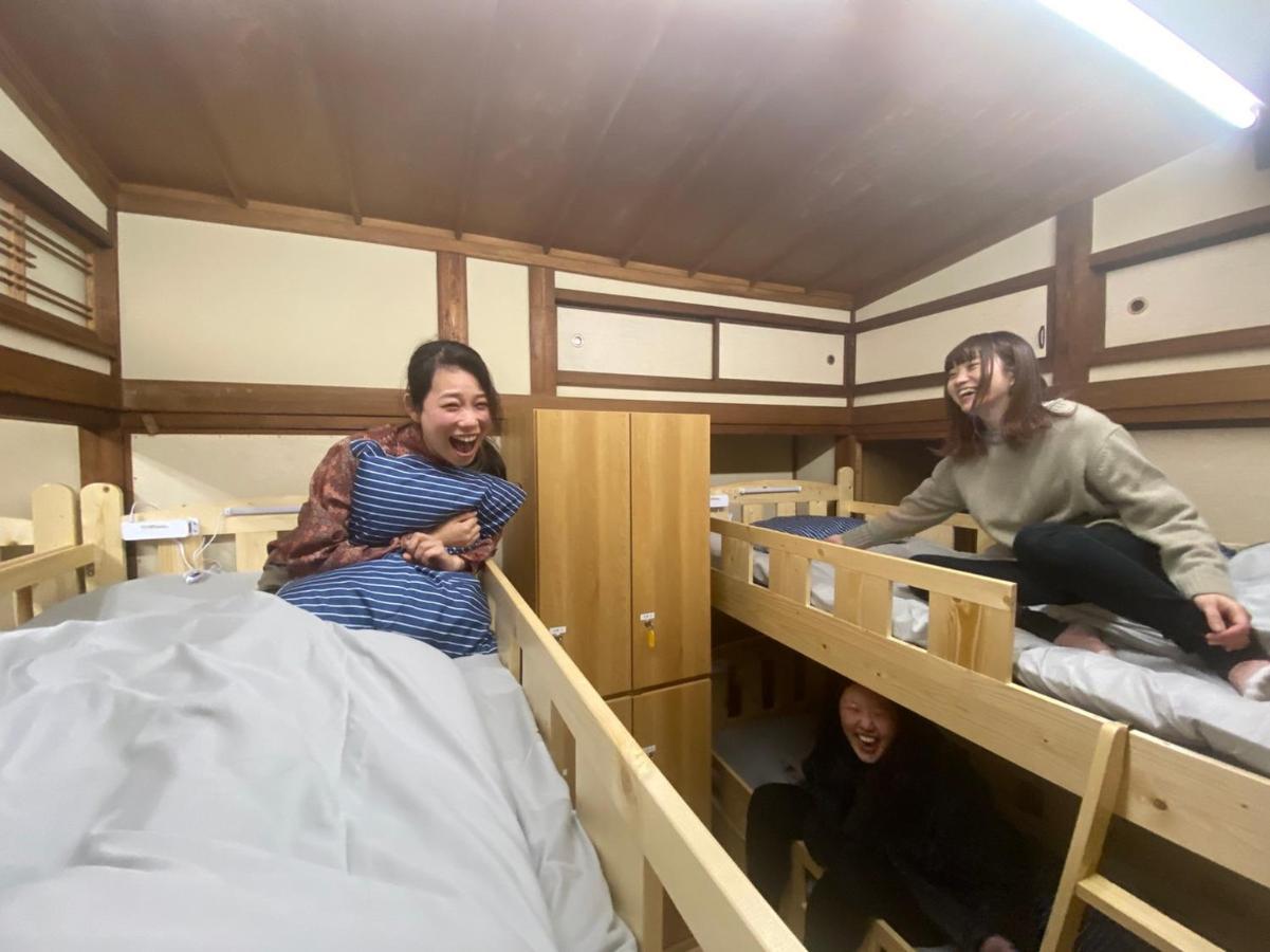 Guesthouse Omoya--全個室--囲炉裏のぬくもりと共にグループの絆を深める古民家宿でゆっくりとした時間を-6名部屋-6名部屋-8名部屋--最大20名-ペット同伴可は一室のみ- Мацуяма Экстерьер фото